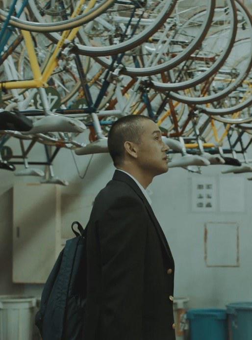 超越坡岗 海报